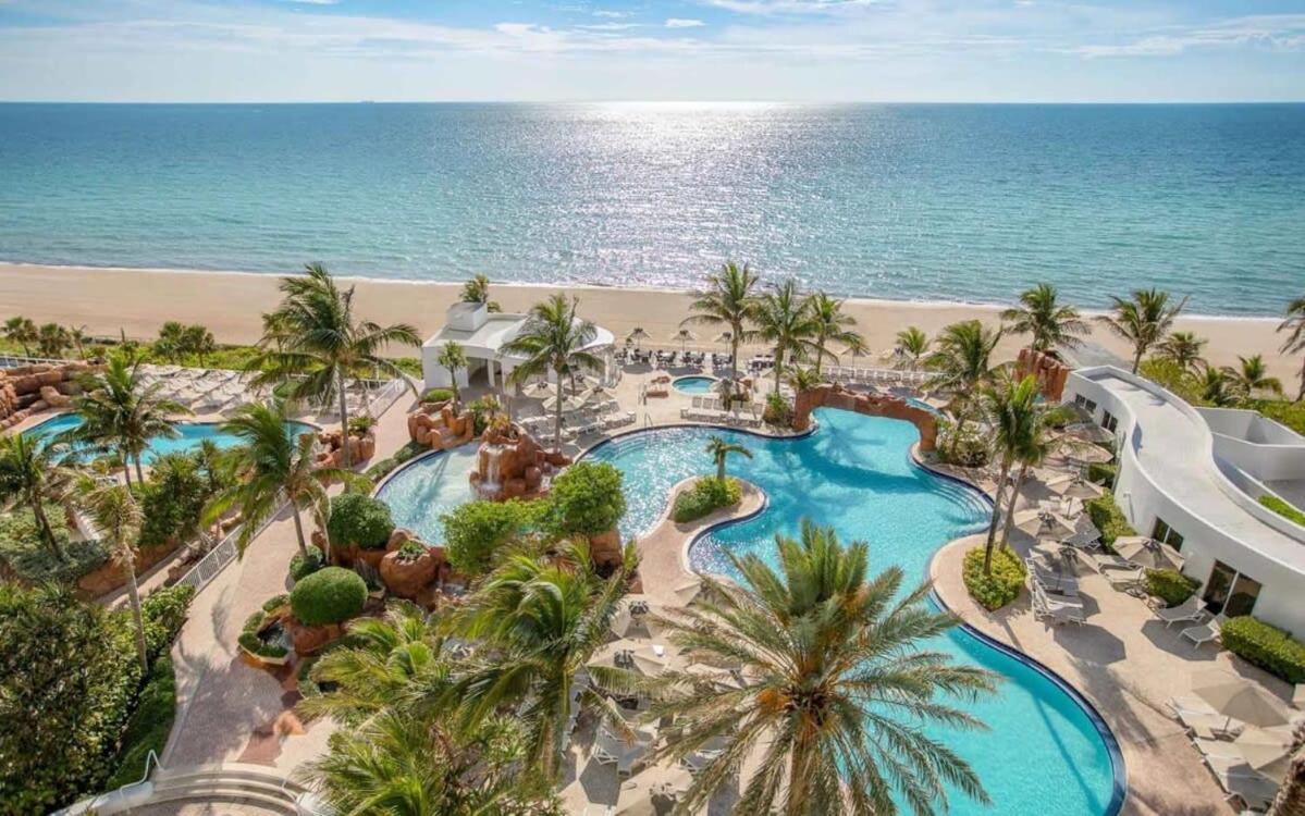Trump International Resort By Zen Vacation Rentals Маями Бийч Екстериор снимка