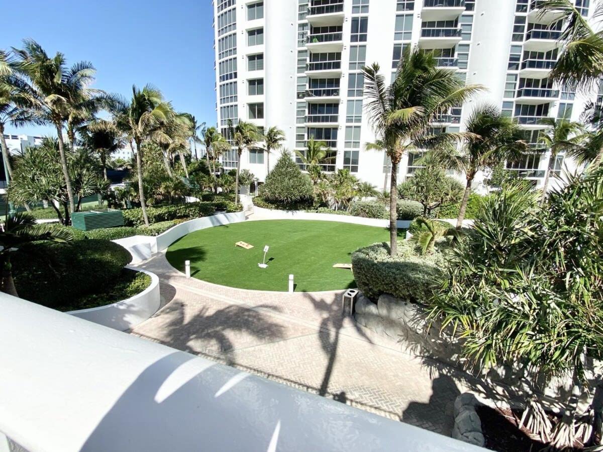 Trump International Resort By Zen Vacation Rentals Маями Бийч Екстериор снимка