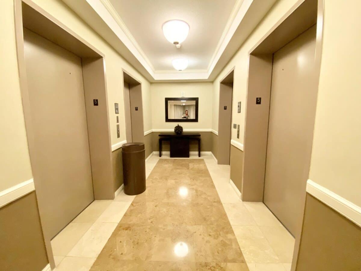 Trump International Resort By Zen Vacation Rentals Маями Бийч Екстериор снимка