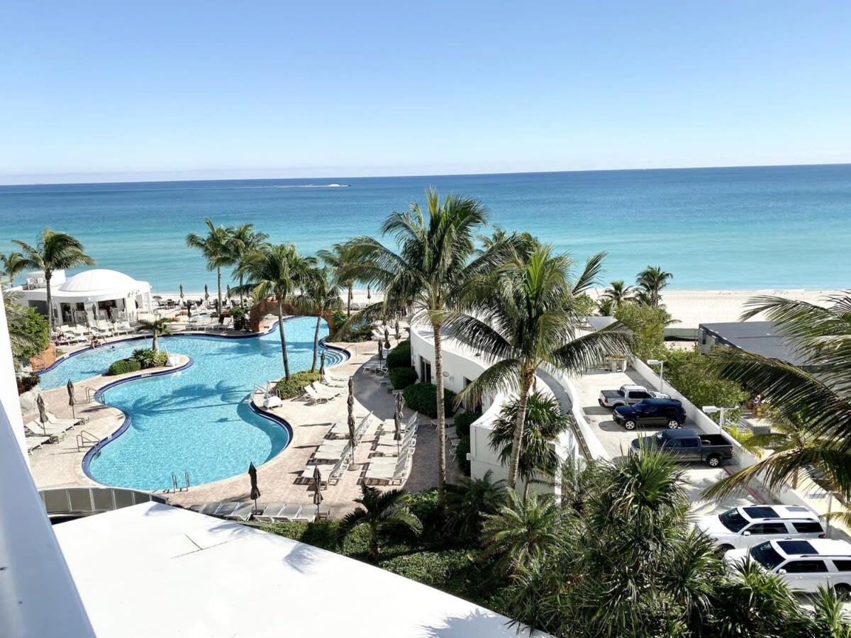 Trump International Resort By Zen Vacation Rentals Маями Бийч Екстериор снимка