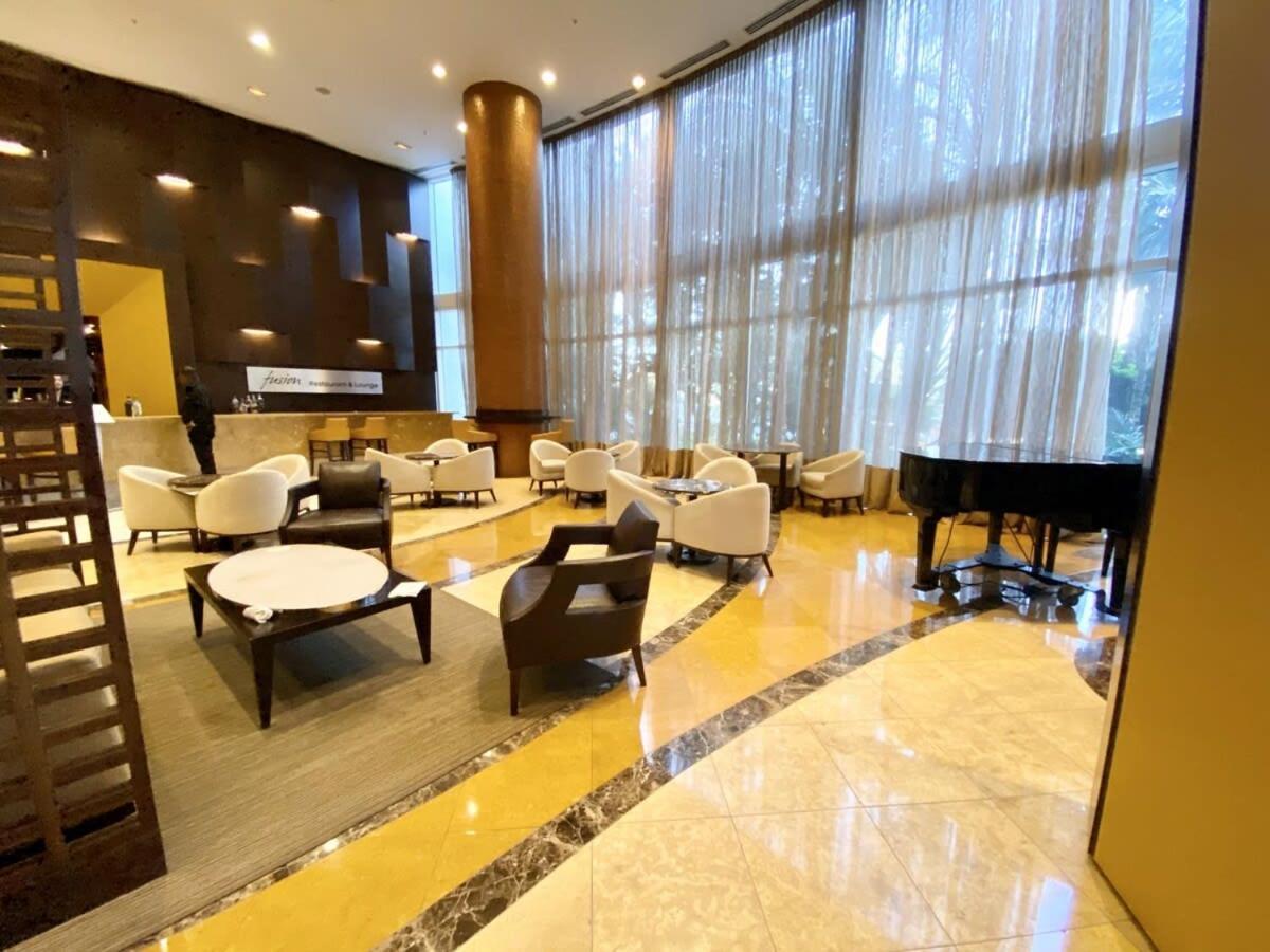 Trump International Resort By Zen Vacation Rentals Маями Бийч Екстериор снимка